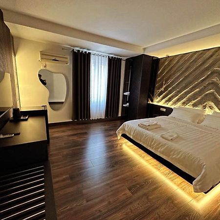 Tirana Central Rooms Luaran gambar