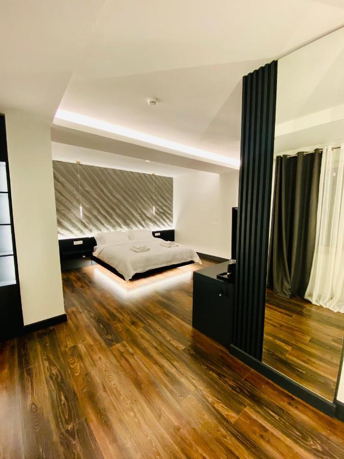 Tirana Central Rooms Luaran gambar