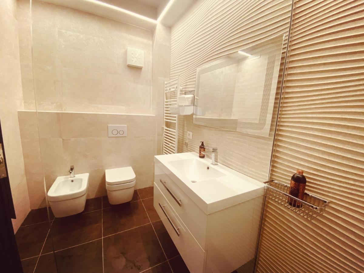 Tirana Central Rooms Luaran gambar