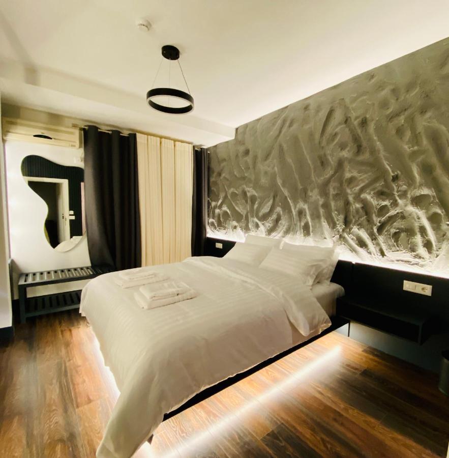 Tirana Central Rooms Luaran gambar