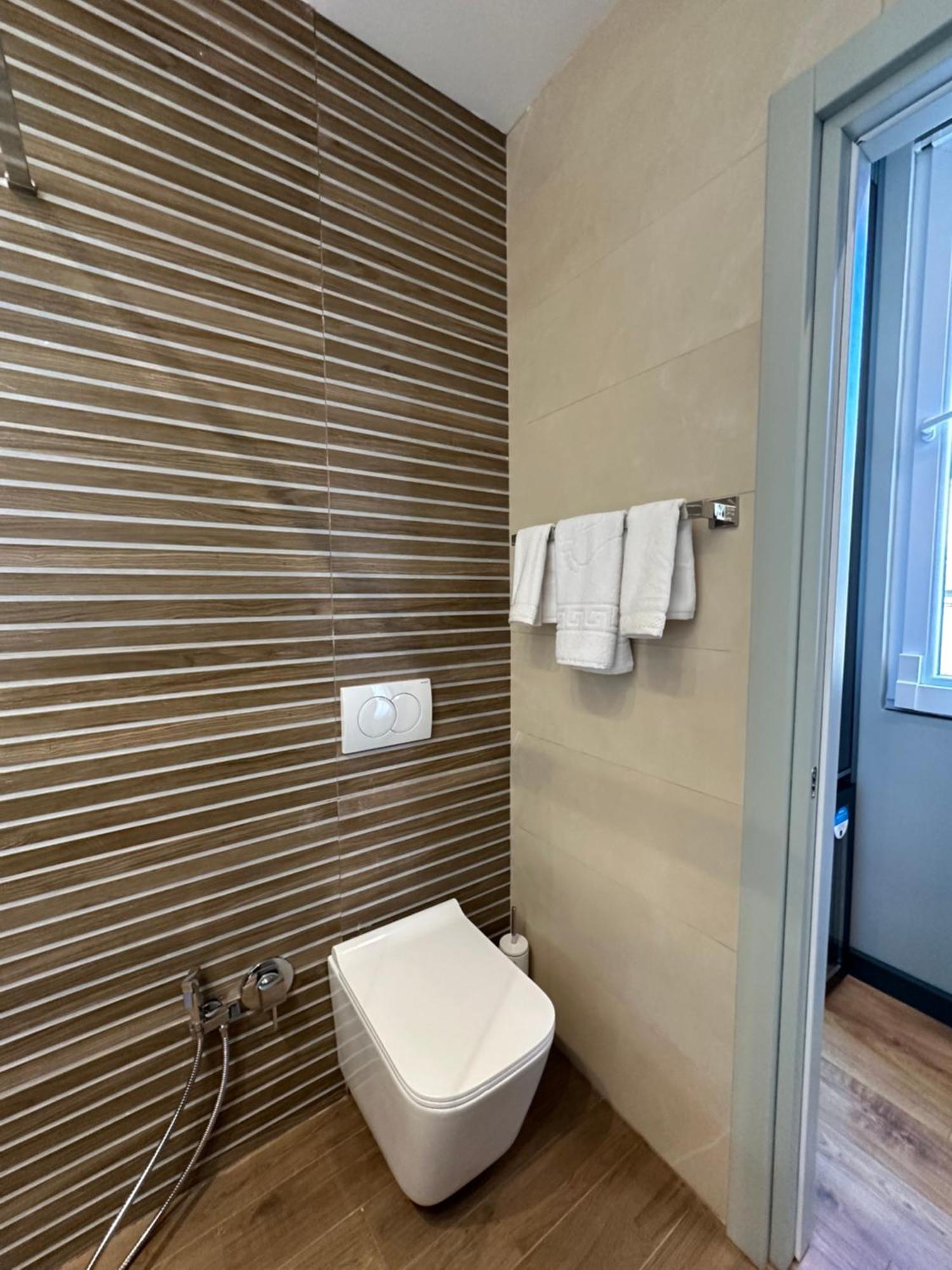 Tirana Central Rooms Luaran gambar