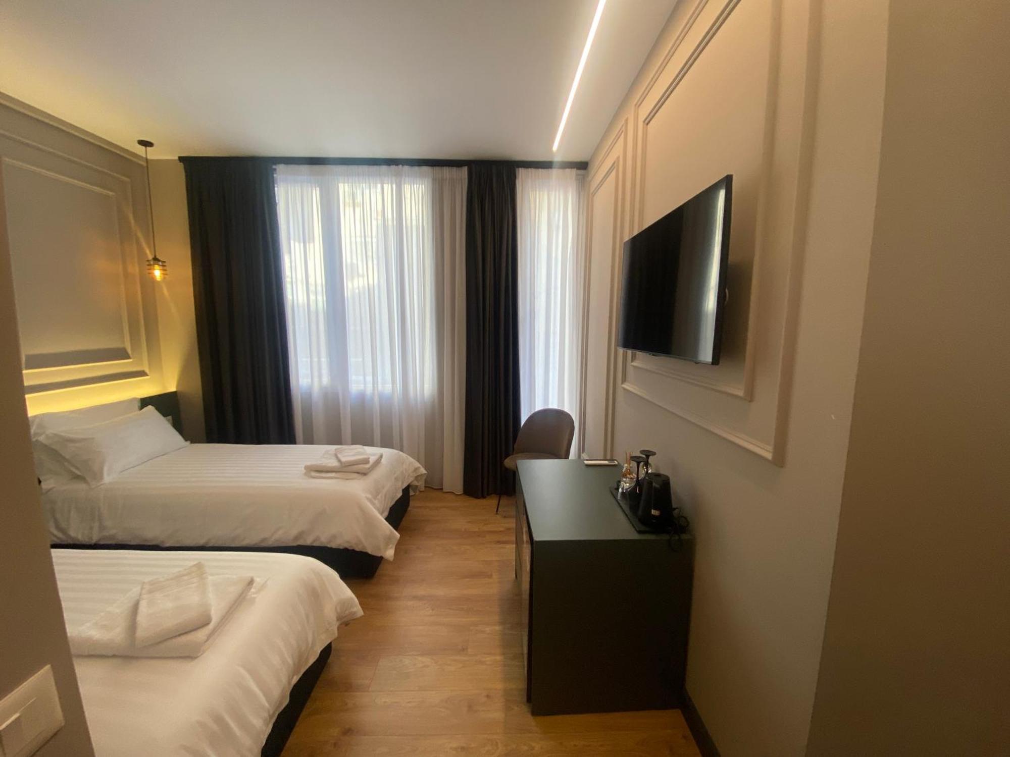 Tirana Central Rooms Luaran gambar