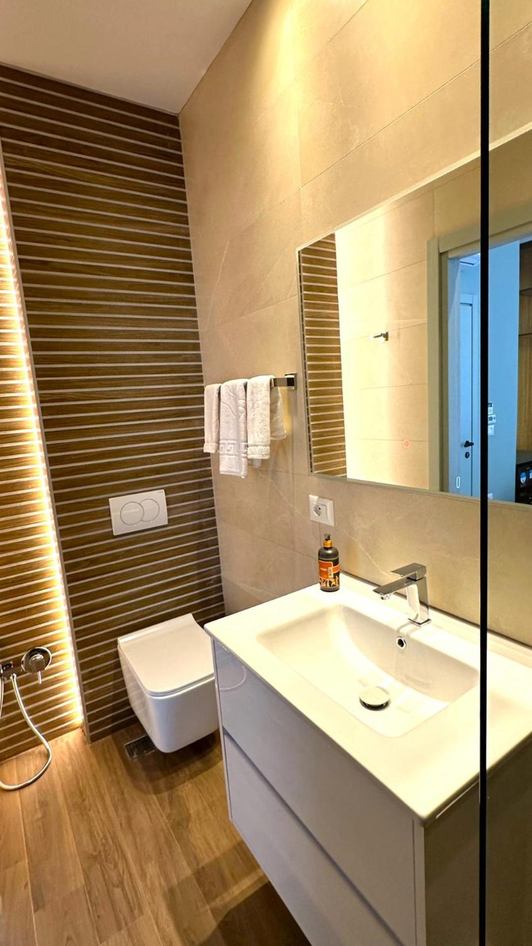 Tirana Central Rooms Luaran gambar