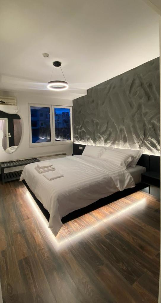 Tirana Central Rooms Luaran gambar